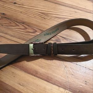 Leather suede belt with tortoiseshell detail
